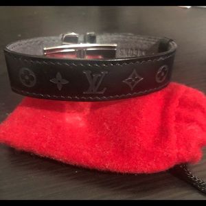 Louis Vuitton Black Wish Bracelet with silver detail.